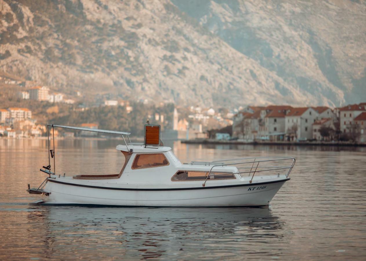 Djurovic Apartments Montenegro Kotor Exterior photo